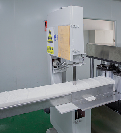 Effectiveness of dust-free cloths for dust removal